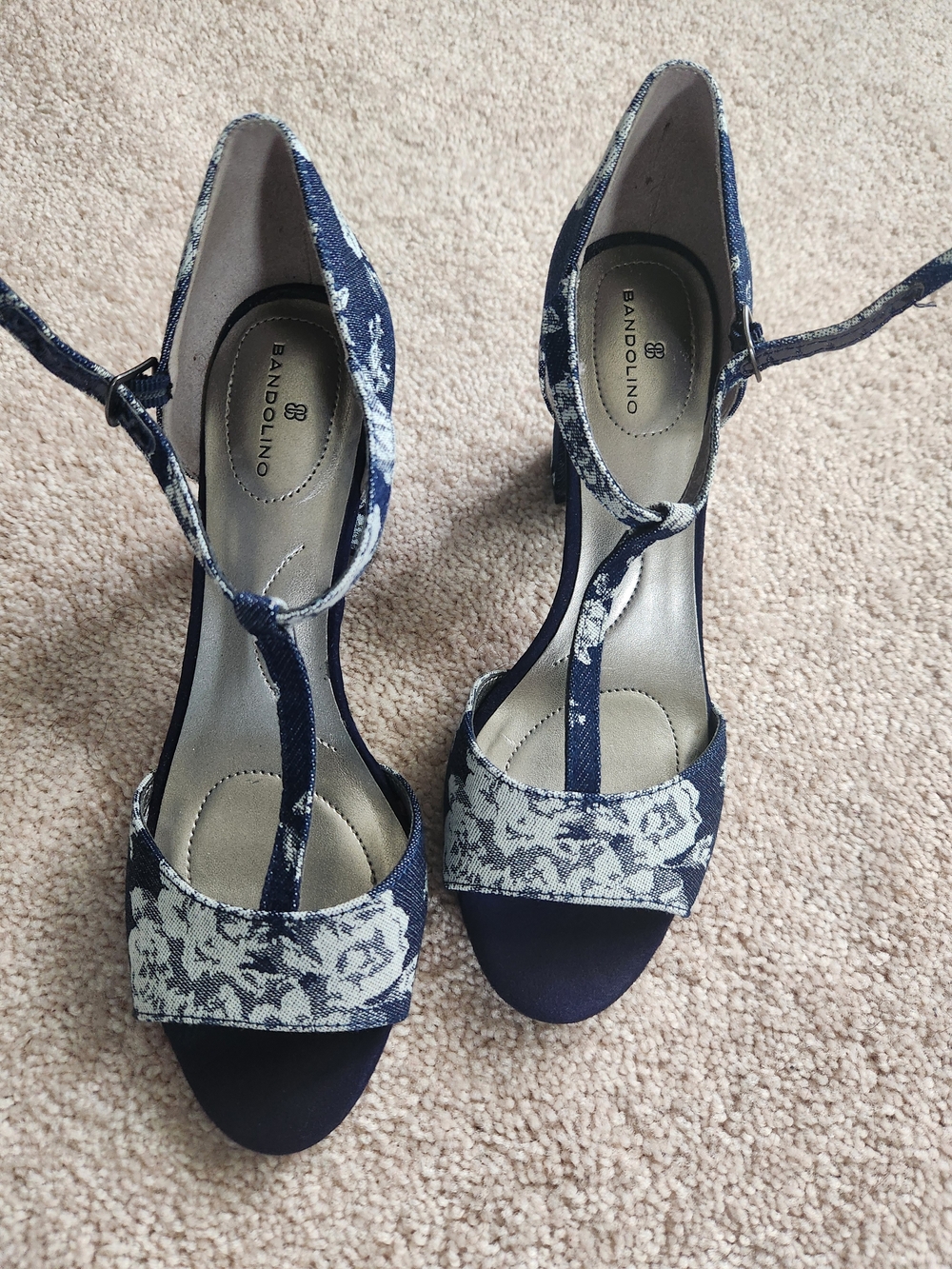 Bandolino Navy Floral T-Strap Heels